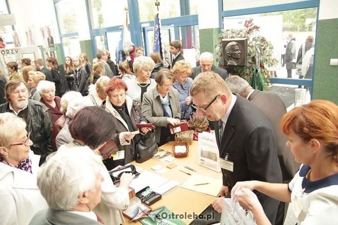 Obchody jubileuszowe 100-lecia I LO w Ostrołęce [20.09.2013] - zdjęcie #78 - eOstroleka.pl