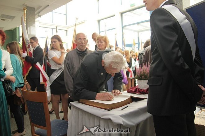 Obchody jubileuszowe 100-lecia I LO w Ostrołęce [20.09.2013] - zdjęcie #71 - eOstroleka.pl