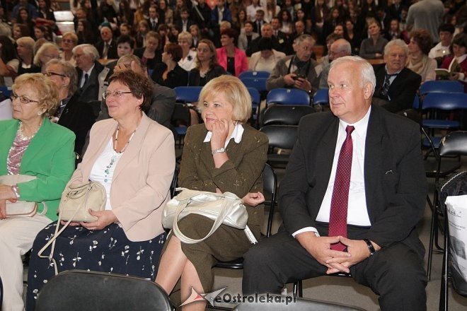 Obchody jubileuszowe 100-lecia I LO w Ostrołęce [20.09.2013] - zdjęcie #65 - eOstroleka.pl