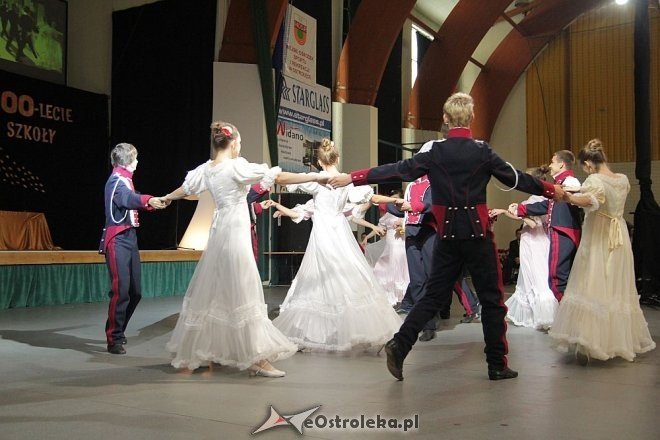 Obchody jubileuszowe 100-lecia I LO w Ostrołęce [20.09.2013] - zdjęcie #56 - eOstroleka.pl