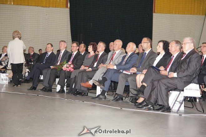 Obchody jubileuszowe 100-lecia I LO w Ostrołęce [20.09.2013] - zdjęcie #55 - eOstroleka.pl