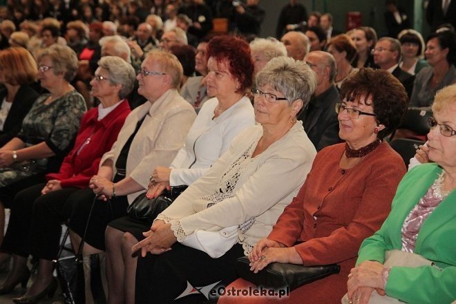 Obchody jubileuszowe 100-lecia I LO w Ostrołęce [20.09.2013] - zdjęcie #49 - eOstroleka.pl