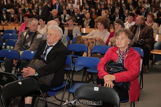 Obchody jubileuszowe 100-lecia I LO w Ostrołęce [20.09.2013] - zdjęcie #47 - eOstroleka.pl