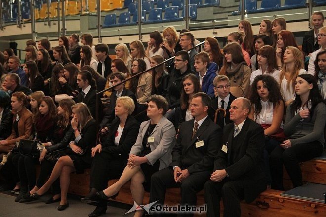Obchody jubileuszowe 100-lecia I LO w Ostrołęce [20.09.2013] - zdjęcie #33 - eOstroleka.pl
