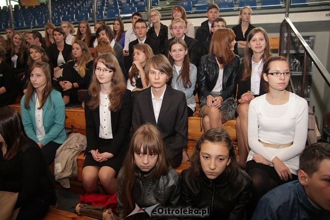 Obchody jubileuszowe 100-lecia I LO w Ostrołęce [20.09.2013] - zdjęcie #31 - eOstroleka.pl