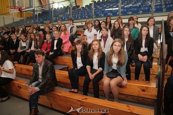 Obchody jubileuszowe 100-lecia I LO w Ostrołęce [20.09.2013] - zdjęcie #27 - eOstroleka.pl