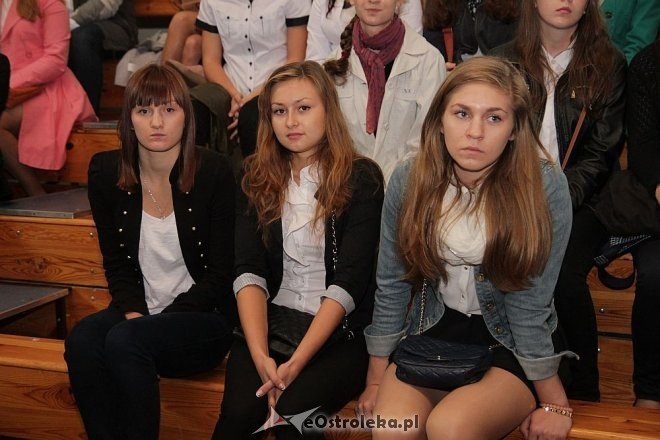 Obchody jubileuszowe 100-lecia I LO w Ostrołęce [20.09.2013] - zdjęcie #26 - eOstroleka.pl