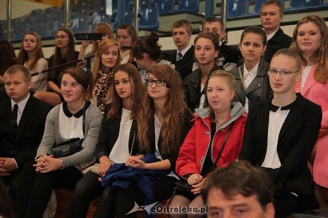 Obchody jubileuszowe 100-lecia I LO w Ostrołęce [20.09.2013] - zdjęcie #25 - eOstroleka.pl