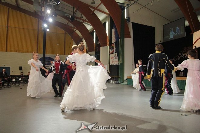 Obchody jubileuszowe 100-lecia I LO w Ostrołęce [20.09.2013] - zdjęcie #18 - eOstroleka.pl