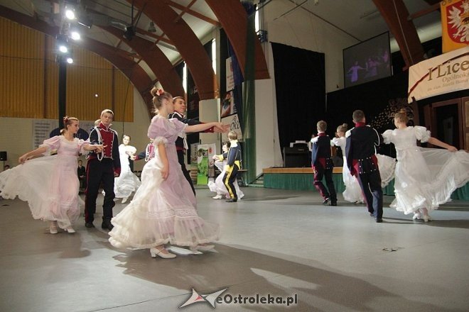 Obchody jubileuszowe 100-lecia I LO w Ostrołęce [20.09.2013] - zdjęcie #16 - eOstroleka.pl