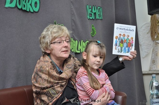 Spotkanie w Kultowni: „Ostrołęka czyta dzieciom” [20.09.2013] - zdjęcie #24 - eOstroleka.pl