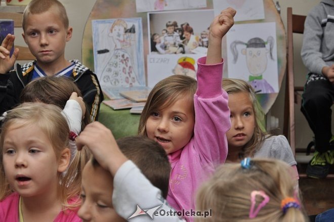 Spotkanie w Kultowni: „Ostrołęka czyta dzieciom” [20.09.2013] - zdjęcie #11 - eOstroleka.pl