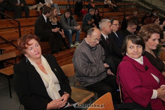 Jubileusz 100-lecia I LO w Ostrołęce: Zjazd absolwentów [21.09.2013] - zdjęcie #61 - eOstroleka.pl