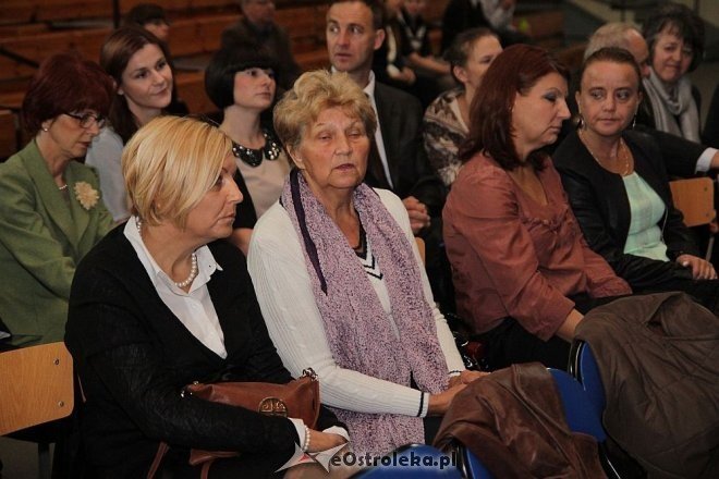 Jubileusz 100-lecia I LO w Ostrołęce: Zjazd absolwentów [21.09.2013] - zdjęcie #32 - eOstroleka.pl