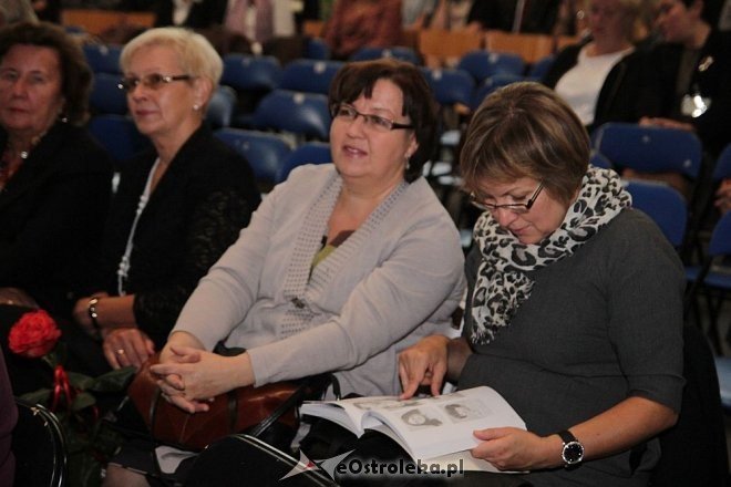 Jubileusz 100-lecia I LO w Ostrołęce: Zjazd absolwentów [21.09.2013] - zdjęcie #37 - eOstroleka.pl