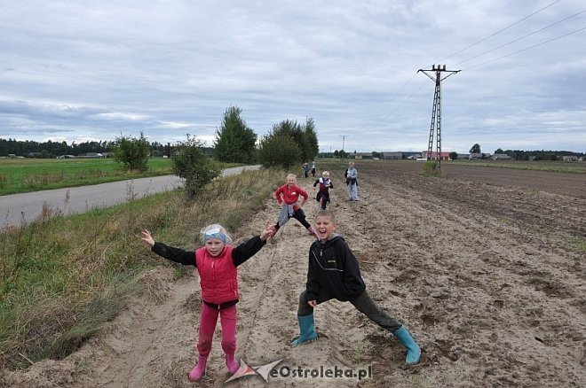 Quest „Między Ciskiem a Lipianką” - aktywne spędzenie czasu dla wszystkich [21.09.2013] - zdjęcie #10 - eOstroleka.pl