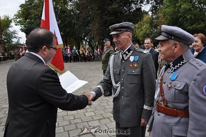 Obchody Święta 5 Pułku Ułanów Zasławskich [22.09.2013] - zdjęcie #2 - eOstroleka.pl