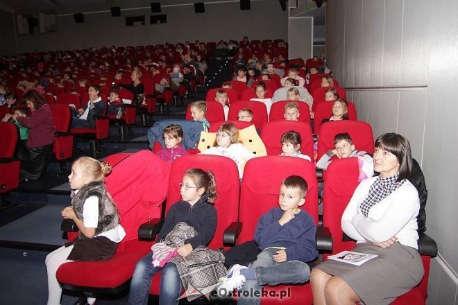 „Śpiewane układanki” w Ostrołęckim Centrum Kultury [ZDJĘCIA] - zdjęcie #8 - eOstroleka.pl