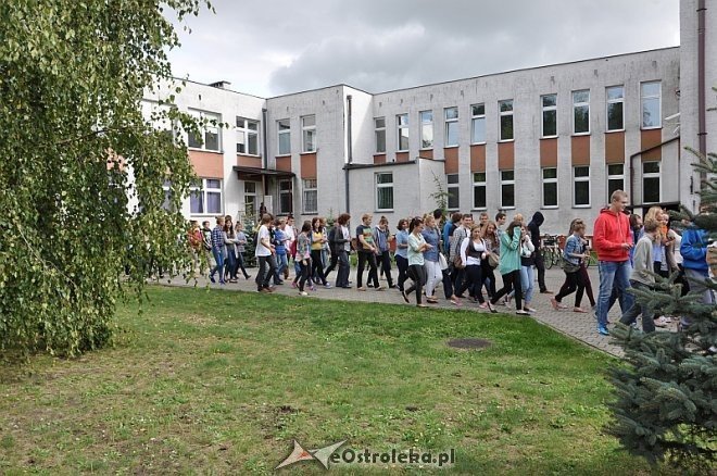 Ćwiczenia z ratownictwa chemicznego w ZS nr 5 [25.09.2013] - zdjęcie #42 - eOstroleka.pl