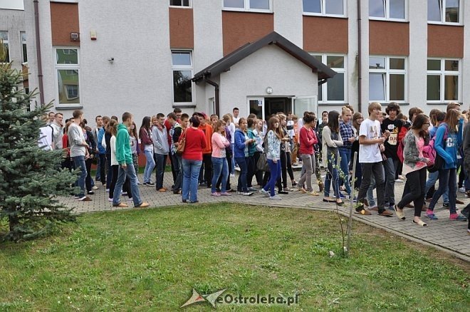 Ćwiczenia z ratownictwa chemicznego w ZS nr 5 [25.09.2013] - zdjęcie #28 - eOstroleka.pl