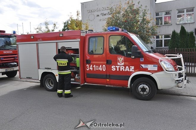 Ćwiczenia z ratownictwa chemicznego w ZS nr 5 [25.09.2013] - zdjęcie #41 - eOstroleka.pl