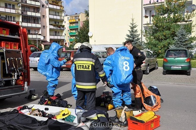 Ćwiczenia z ratownictwa chemicznego w ZS nr 5 [25.09.2013] - zdjęcie #19 - eOstroleka.pl