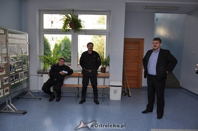 Ćwiczenia z ratownictwa chemicznego w ZS nr 5 [25.09.2013] - zdjęcie #1 - eOstroleka.pl