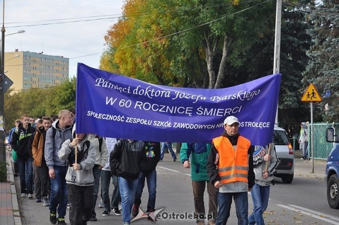 Marsz pamięci doktora Józefa Psarskiego [27.09.2013] - zdjęcie #8 - eOstroleka.pl