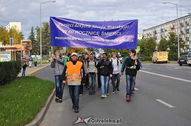 Marsz pamięci doktora Józefa Psarskiego [27.09.2013] - zdjęcie #11 - eOstroleka.pl