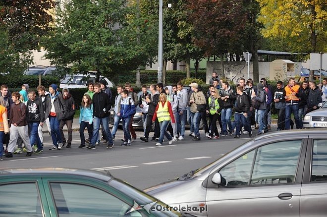 Marsz pamięci doktora Józefa Psarskiego [27.09.2013] - zdjęcie #6 - eOstroleka.pl