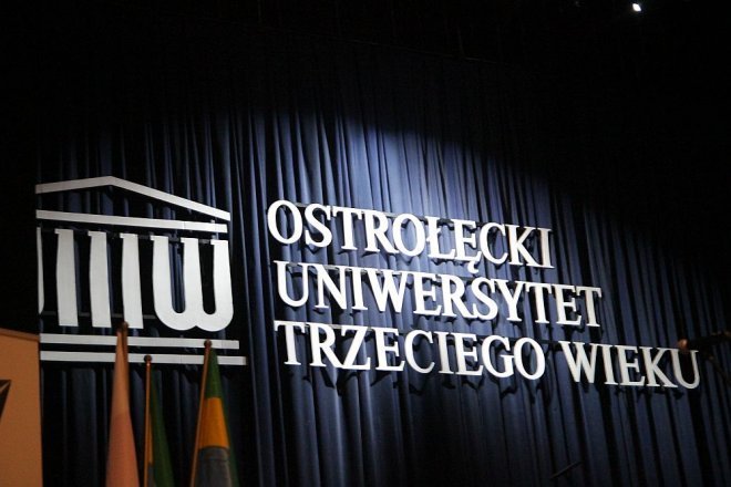 Uroczysta inauguracja Ostrołęckiego Uniwersytetu Trzeciego Wieku [28.09.2013] - zdjęcie #17 - eOstroleka.pl