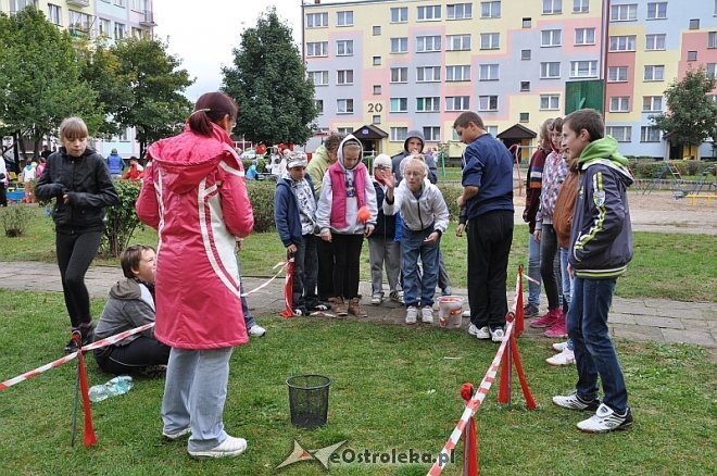 „Sobota na sportowo” – Festyn przy Goworowskiej [28.09.2013] - zdjęcie #21 - eOstroleka.pl