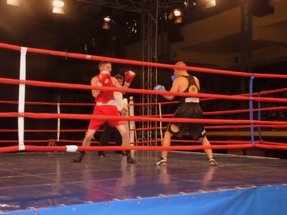Turniej bokserski w Płońsku (28.09.2013) - zdjęcie #13 - eOstroleka.pl