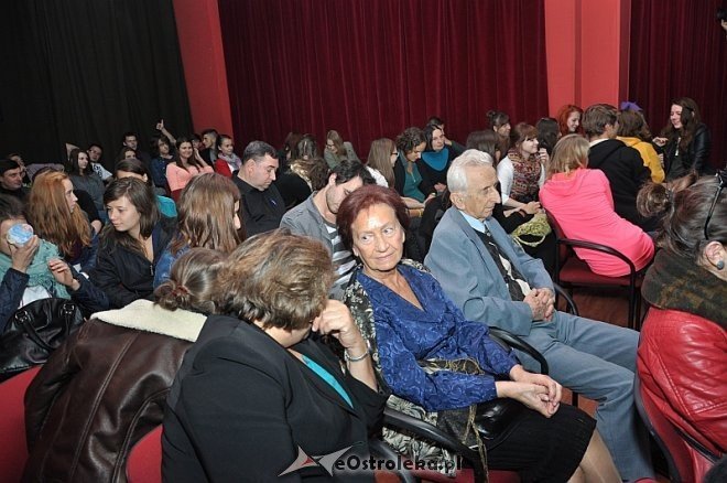 Finał i rozdanie nagród IX Ogólnopolskiego Festiwalu Teatrów Małych „Igła” [28.09.2013] - zdjęcie #53 - eOstroleka.pl