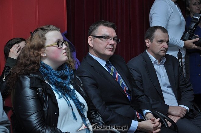 Finał i rozdanie nagród IX Ogólnopolskiego Festiwalu Teatrów Małych „Igła” [28.09.2013] - zdjęcie #38 - eOstroleka.pl