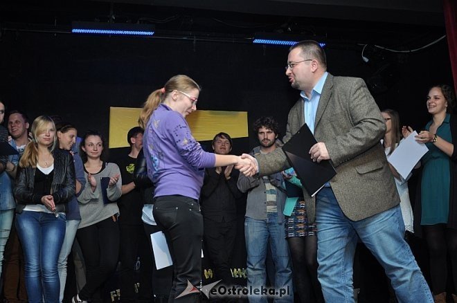 Finał i rozdanie nagród IX Ogólnopolskiego Festiwalu Teatrów Małych „Igła” [28.09.2013] - zdjęcie #13 - eOstroleka.pl