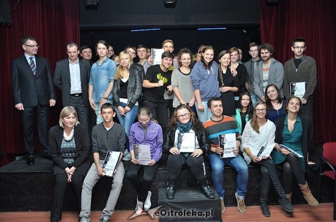 Finał i rozdanie nagród IX Ogólnopolskiego Festiwalu Teatrów Małych „Igła” [28.09.2013] - zdjęcie #9 - eOstroleka.pl