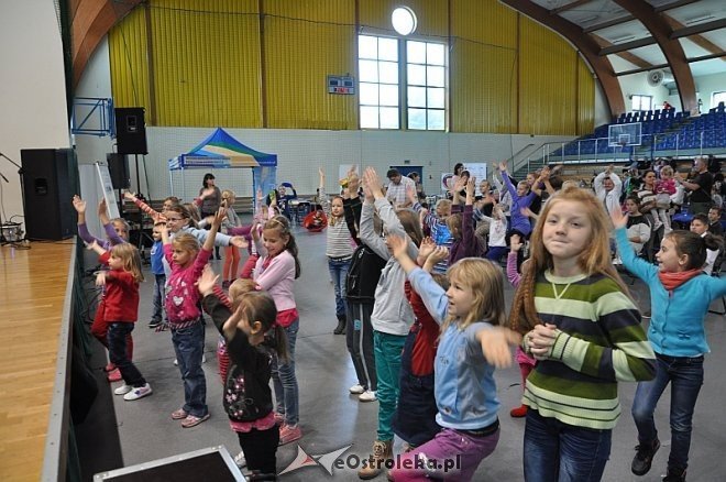 „Wspólnie z rodziną” – fantastyczny festyn dla rodziców i ich pociech [29.09.2013] - zdjęcie #57 - eOstroleka.pl