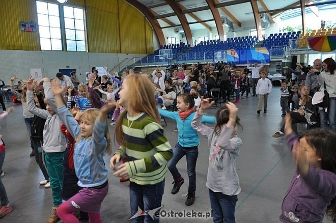 „Wspólnie z rodziną” – fantastyczny festyn dla rodziców i ich pociech [29.09.2013] - zdjęcie #56 - eOstroleka.pl