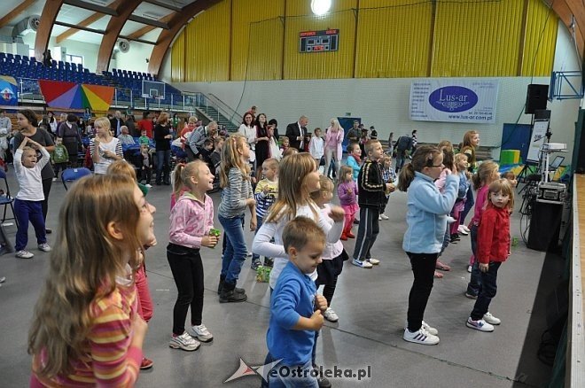 „Wspólnie z rodziną” – fantastyczny festyn dla rodziców i ich pociech [29.09.2013] - zdjęcie #52 - eOstroleka.pl