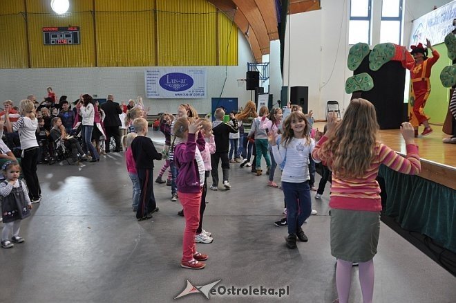 „Wspólnie z rodziną” – fantastyczny festyn dla rodziców i ich pociech [29.09.2013] - zdjęcie #48 - eOstroleka.pl