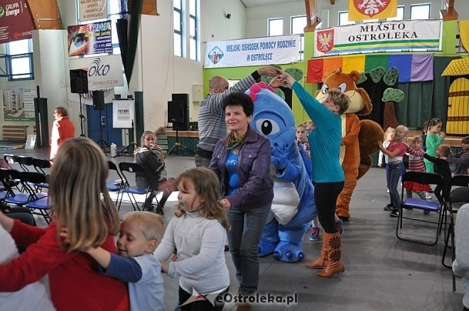„Wspólnie z rodziną” – fantastyczny festyn dla rodziców i ich pociech [29.09.2013] - zdjęcie #7 - eOstroleka.pl