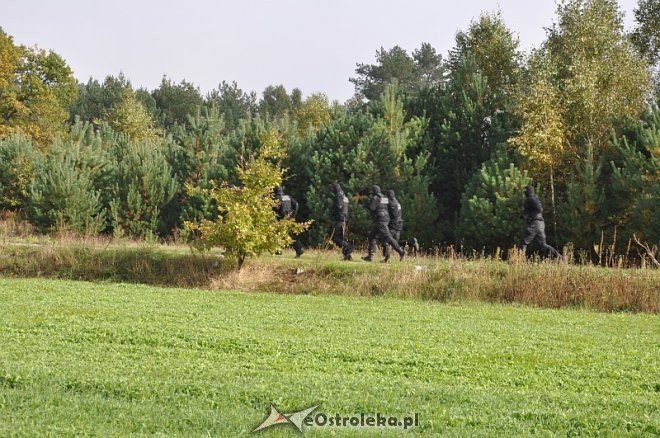 Nieudana ucieczka więźniów z pod ostrołęckiego więzienia [30.09.2013] - zdjęcie #36 - eOstroleka.pl