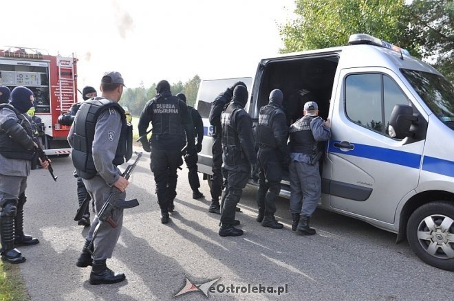 Nieudana ucieczka więźniów z pod ostrołęckiego więzienia [30.09.2013] - zdjęcie #67 - eOstroleka.pl