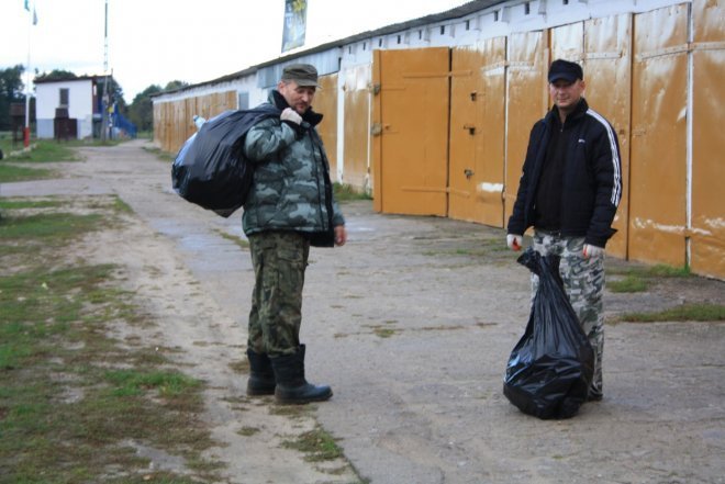Wędkarze z koła PZW Narew nr 38 znowu w akcji [30.09.2013] - zdjęcie #1 - eOstroleka.pl