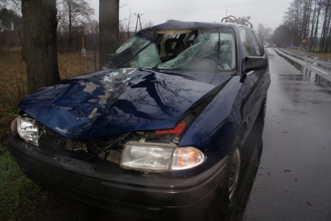 Zatrważające statystyki na drogach w regionie: Od początku roku w wypadkach zginęło już 16 osób [DRASTYCZNE ZDJĘCIA] - zdjęcie #6 - eOstroleka.pl