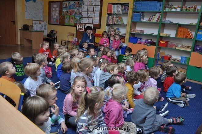 Profilaktyczna pogadanka w miejskiej „siódemce” [ZDJĘCIA] [07.10.2013] - zdjęcie #10 - eOstroleka.pl
