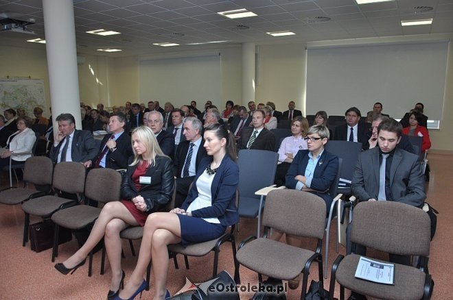 Konferencja prasowa: O nowym programie operacyjnym z Unii Europejskiej [09.10.2013] - zdjęcie #9 - eOstroleka.pl