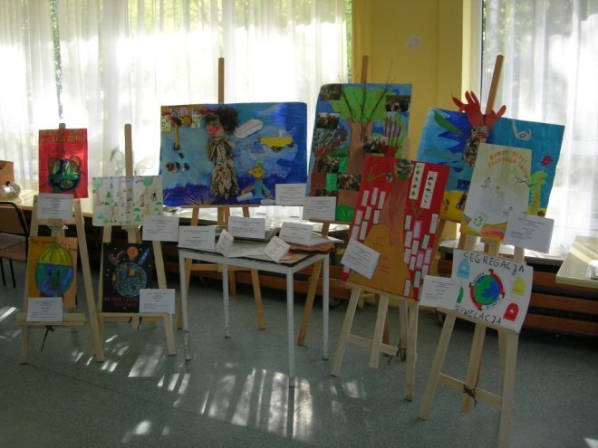 Uczniowie z Kadzidła nagrodzeni w konkursie ekologicznym - zdjęcie #1 - eOstroleka.pl