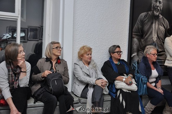 Ostrołęcki Festiwal Fotografii: Wernisaż wystawy Filipa Ćwika pt. „„12 twarzy/faces” [10.10.2013] - zdjęcie #7 - eOstroleka.pl